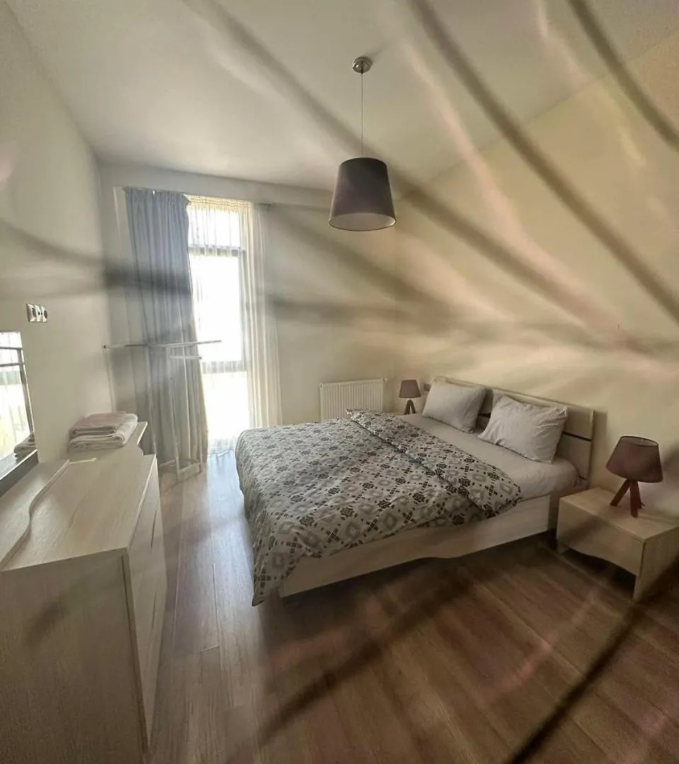 Apartment In Green Budapestt Тбилиси