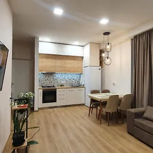 Апартаменты Lovely & Cozy In Isani, Тбилиси